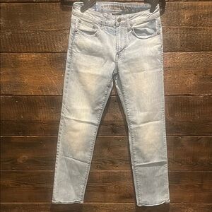 American Eagle Outfitters light blue denim jeans